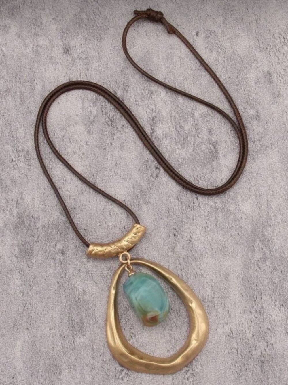 Statment greenstone detail Necklace N1172